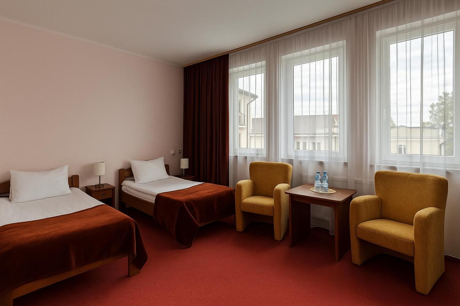 Hotel Metro 쿠드즈코 외부 사진